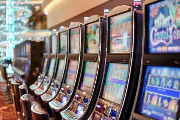 Big slot machines image 600x400